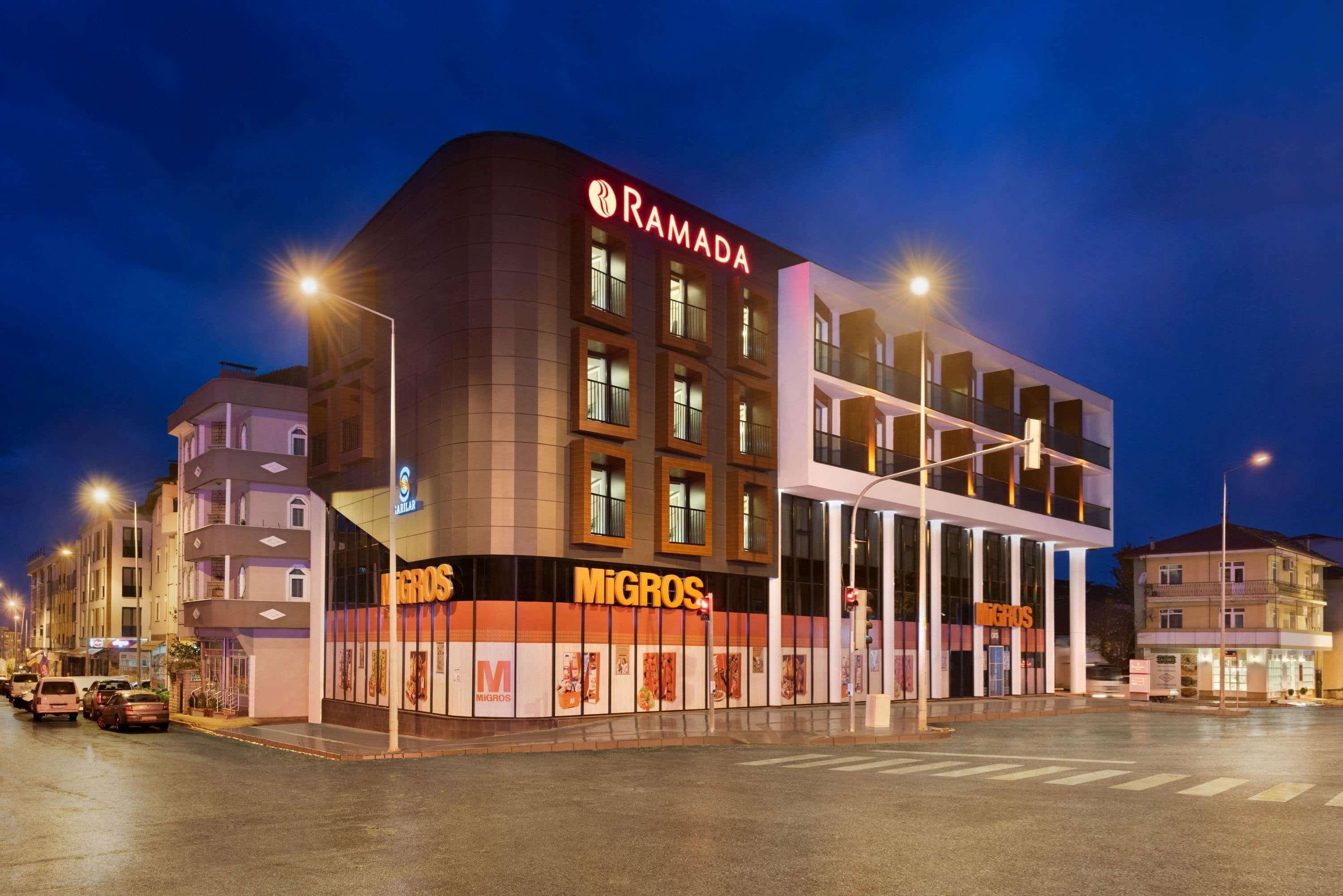 Ramada By Wyndham Sakarya Hendek Hotel Exterior photo